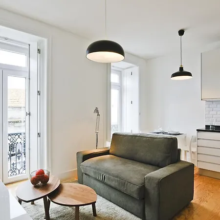 Bmyguest - Arroios Cosy Apartment